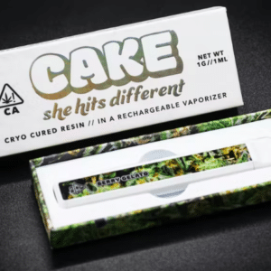 Cake Carts Biscotti She Hits Different Disposable 1G